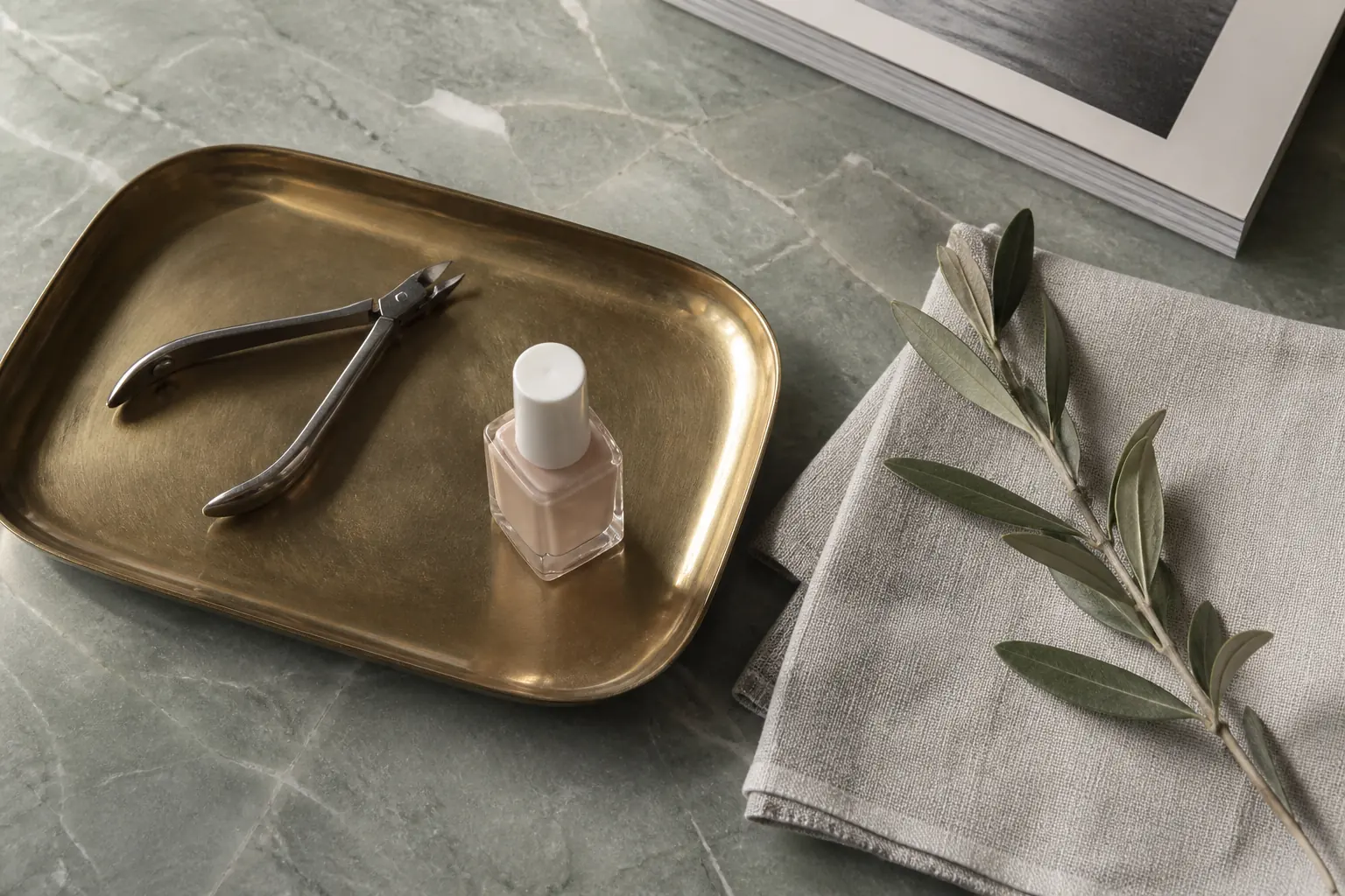 Nails, Hand & Foot | Dermitalia